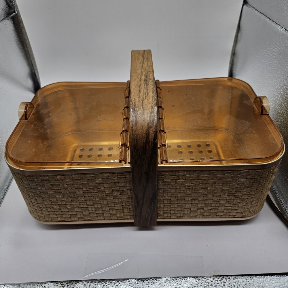vintage 1970s Salton Hot Basket electric food warmer for bread, rolls, and buns
